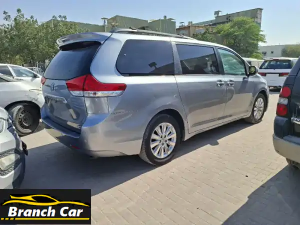 تويوتا سيينا 2011 للبيع في عجمان | بانوراما،...