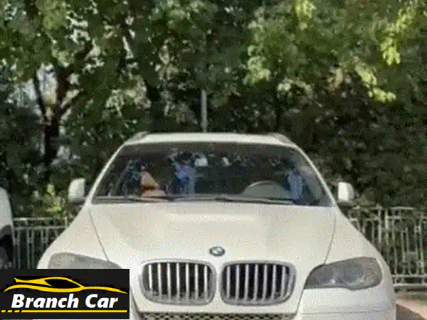 فرصة لا تعوض! سوزوكي سويفت 2017: كالجديدة تماماً | صيانة وكالة بازرجي | مالك واحد | $9,500