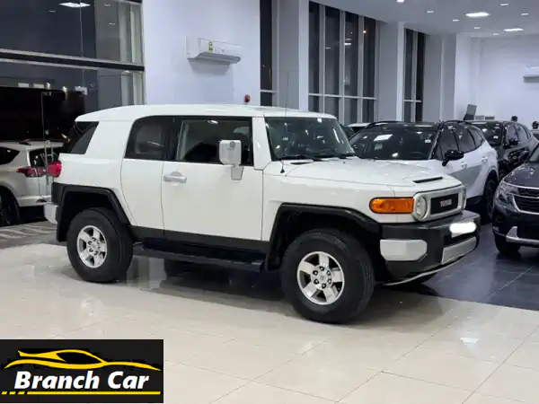 اقتنِ الأسطورة! تويوتا FJ كروزر 2010 أبيض – مغامرة...