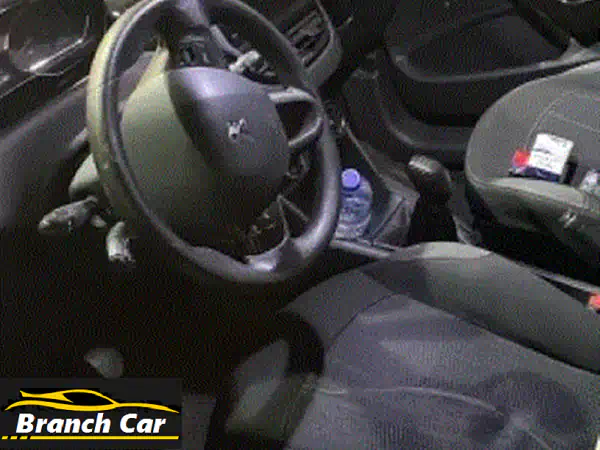 استثمر بذكاء: مرسيدس بنز 200 Series موديل 2004 | لا تحتاج ليرة صيانة! (عكار)