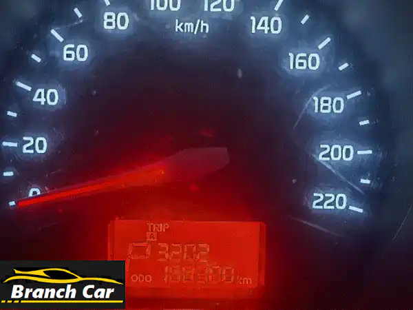 فرصة ذهبية! كيا ريو هاتشباك للبيع - سعر 17 ألف فقط (تحتاج تجديد وفحص)