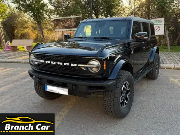 فورد برونكو 2021 Outerbanks: أزرق مميز، معدلة، جاهزة للمغامرة!