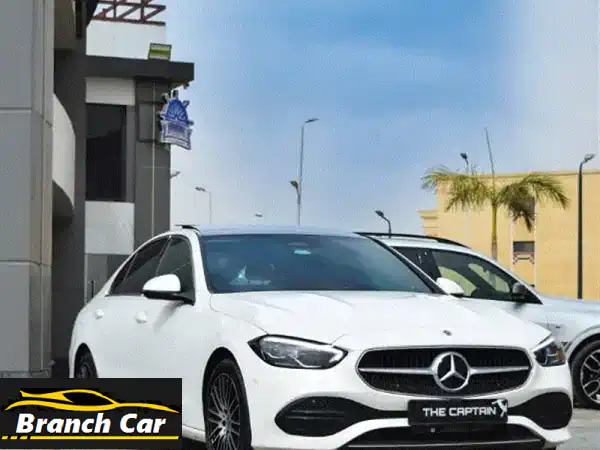 امتلك الأناقة المطلقة: مرسيدس C180 أفانتجارد 2023 -...