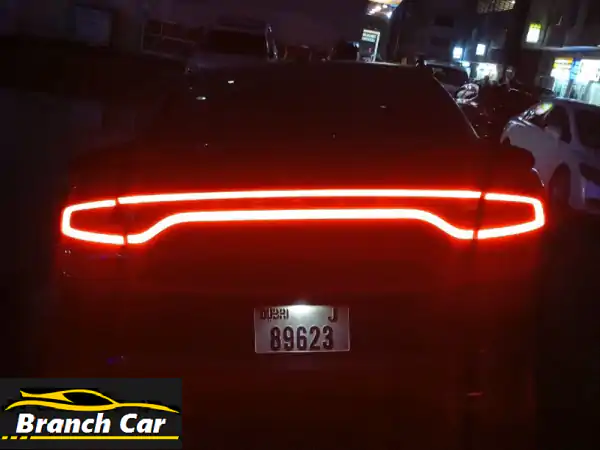 دودج تشارجر 2015: لا مصروفات، مسرفسة بالكامل...