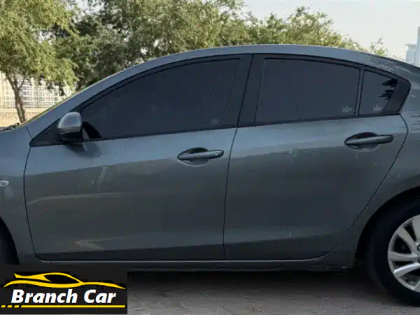 فرصة ذهبية: مازدا 3 موديل 2013 خليجي - ممشى 20,200 كم...