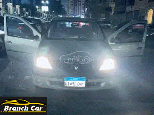 فرصة لا تُعوّض بحدائق الأهرام: رينو لوجان 2015 كحلي مانيوال - مالك أول وبسعر مميز!