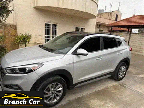 للبيع: هيونداي توسان 2018 4WD | نظافة خارقة، شاشة، كاميرا، كراسي كهرباء | فرصة استثنائية!