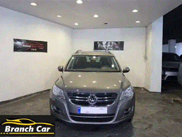 فولكس فاجن تيغوان 4Motion 2010 للبيع: مالك واحد، بانوراما، ركن ذاتي | سيارة دفع رباعي فاخرة!