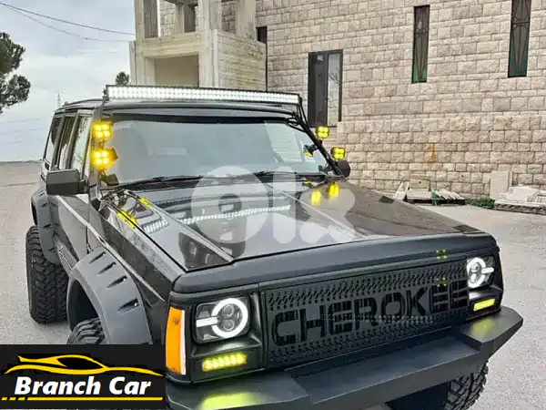 للبيع: جيب شيروكي XJ 1989 - أيقونة الطرق الوعرة بمحرك...