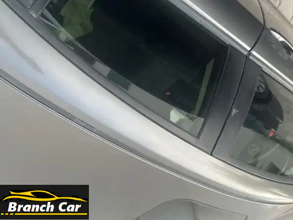 مازدا 3 موديل 2011 للبيع: سقف بانورامي، بلوتوث،...