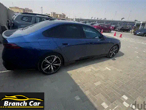 BMW 520i 2026 M Sport: زيرو فبريكا | عش رفاهية المستقبل اليوم