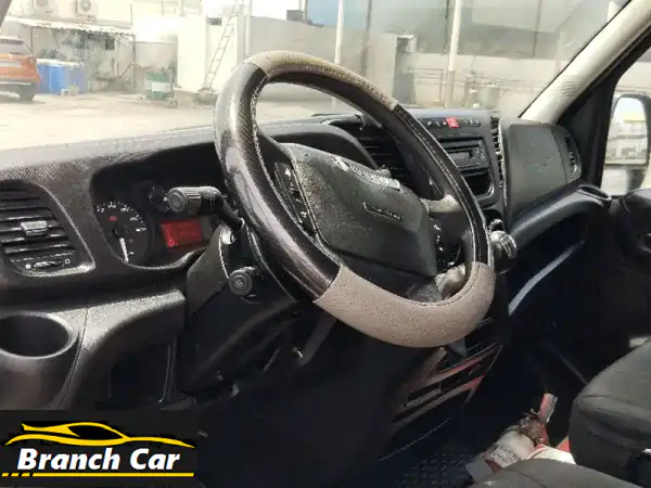 فرصة لا تُفوّت! | فان شحن Iveco Daily 2017 طويل وسقف مرتفع | بـ 30,000 درهم نقداً فقط!