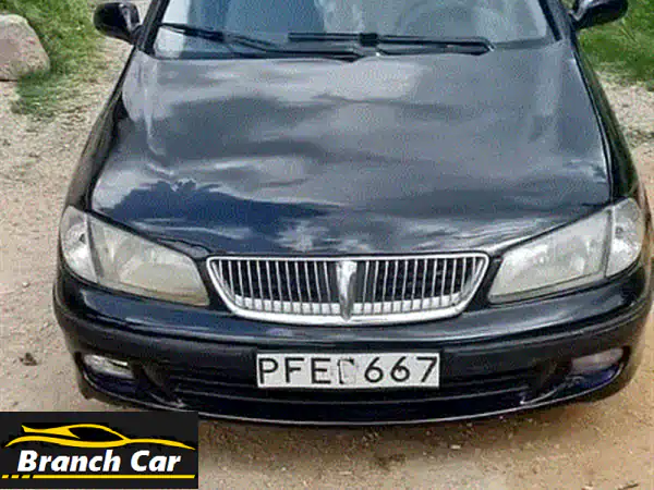Nissan Sunny 2001