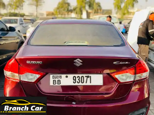 أرغب في بيع سيارتي سوزوكي سياز موديل 2017، رقم الهاتف 0557309808، وهي بحالة ممتازة وجاهزة للقيادة. .