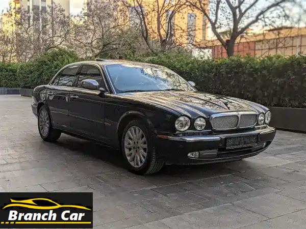 Jaguar XJ8 Luxury 2004V8u002 F Black On Black Presidential