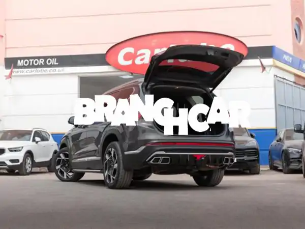 للبيع: هيونداي سنتافي Ultimate 2022 ديزل HTRAC 4WD 7 مقاعد - 60 ألف كم فقط، فخامة وأداء لا يُضاهى بسعر 345,000!