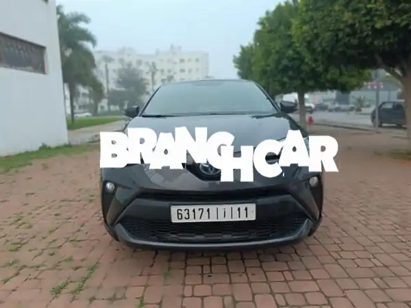 فرصة ذهبية: تويوتا C-HR هايبرد 2022 - يد واحدة، فل...