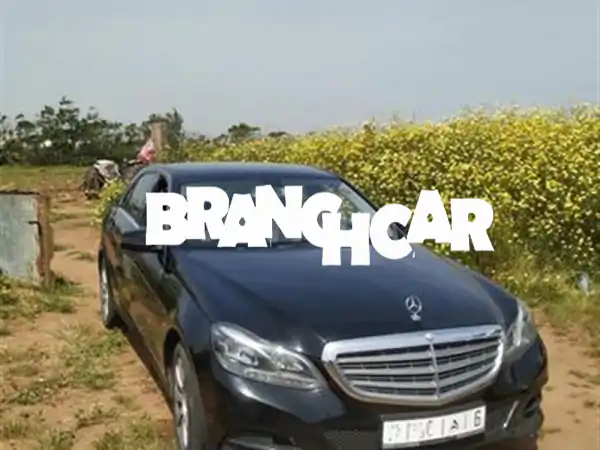 فخامة مرسيدس E220 2014 CDI | حالة ممتازة، مانيوال، بسعر 147,000