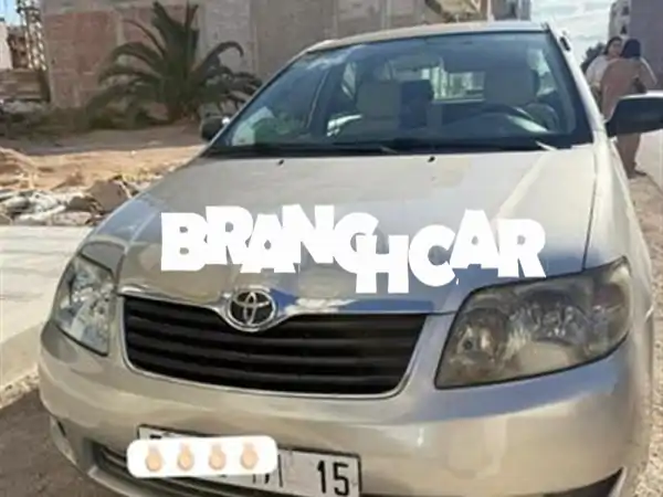 تويوتا كورولا للبيع بحالة ممتازة