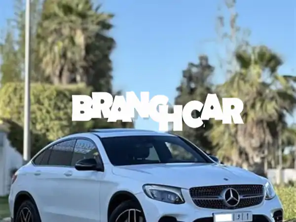 مرسيدس GLC 250 d 2019 - تخليص جمركي 2023 | فخامة الأداء...