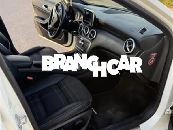 فرصة العمر: مرسيدس الفئة أ 2015 - المالك الأول |...