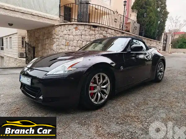 Nissan 370 Z Convertible Collector's Edition  rare Black Cherry