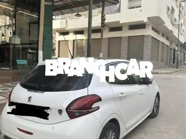 بيجو 208 ديزل يدوية 2017 في مكناس