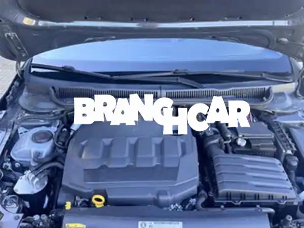 امتلك الأناقة والقوة: فولكس فاجن بولو R-Line 2019 مستوردة بحالة ممتازة!