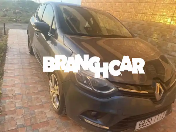 فرصة لا تضاهى! رينو كليو 2016 بنزين يدوية في سلا | 72,000 كم...