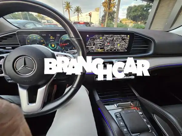 امتلك الفخامة: مرسيدس GLE 300 أفانتجارد ديزل 2022 | 75 ألف كم | للبيع بالدار البيضاء بسعر استثنائي