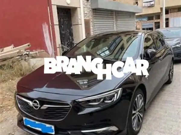 أوبل إنسيجنيا ديزل أوتوماتيك 2019 في بوسكورة