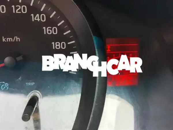 نيسان إيفاليا