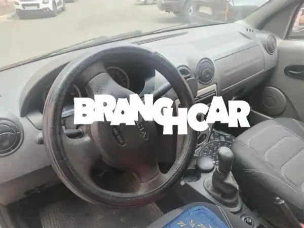 داسيا لوجان 2007