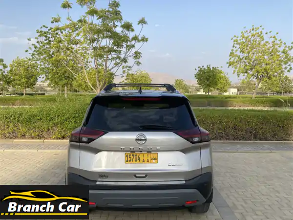 للبيع نيسان روج نظيف جدآ