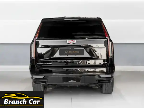 سيارة دفع رباعي فاخرة كاملة الحجم بحالة...