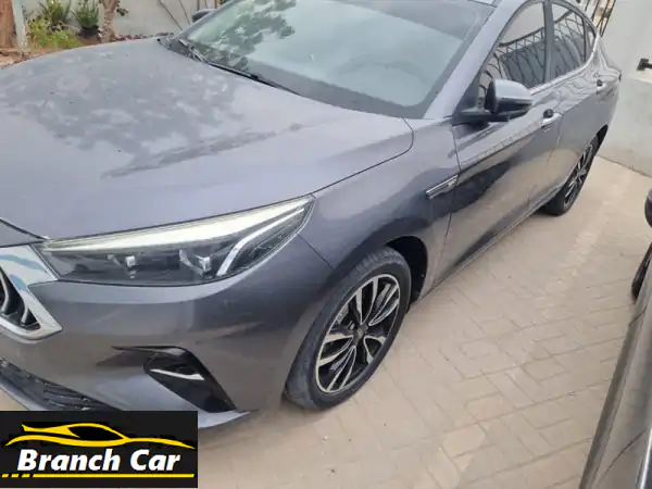 جاك J7 سبورت باك 2023 للبيع: أناقة رياضية، اقتصاد وقوة (مواصفات خليجية، بحالة الوكالة)