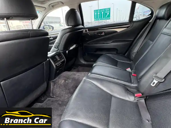 لكزس ls 460 l 2015 (رمادي) عداد المسافة 171,400 كم، كامل المواصفات: جنوط ألمنيوم، حساسات، بلوتوث، ..