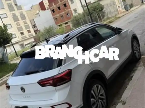 سيارة جديدة