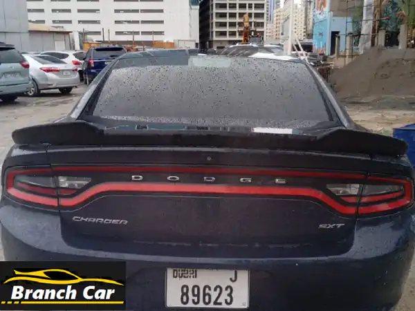 دودج تشارجر 2015 للبيع: قوة، أناقة، وحالة ممتازة! (استعمال شخصي)