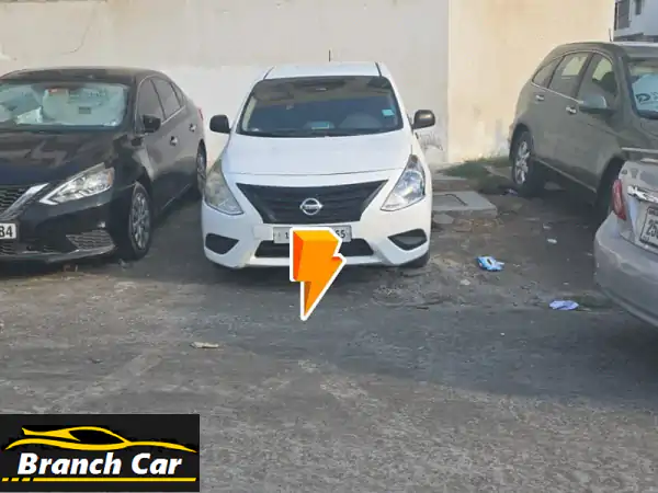 سيارة نيسان صني موديل 2018 متوفرة في الشارقة. الممشى 166,000 كم. كل شيء في السيارة يعمل بشكل ممتاز .