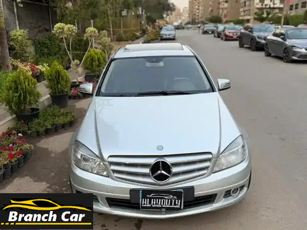 فرصة لا تعوض: مرسيدس C200 AMG 2009 - فخامة، أداء،...