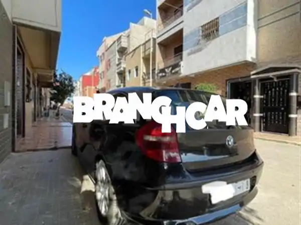 فرصة ذهبية: BMW الفئة الأولى 2012 | 5 أبواب، ناقل يدوي...