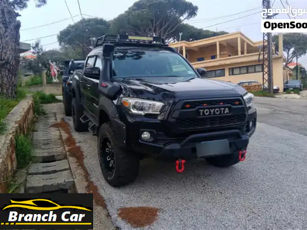 فرصة ذهبية: بيكاب تويوتا هايلوكس SR5 Sport 2016 شبه جديد...