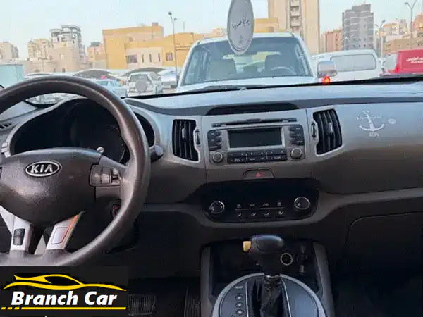 SUV  Kia Sportage 2013  Family used