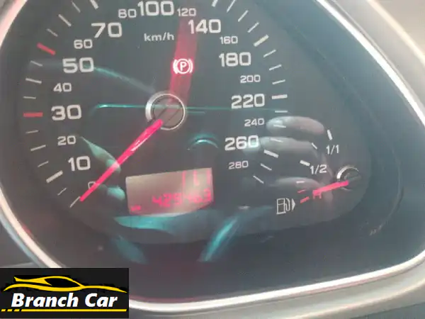 موديل سيارة أودي q72011، أي شخص مهتم يرجى الاتصال بي.
