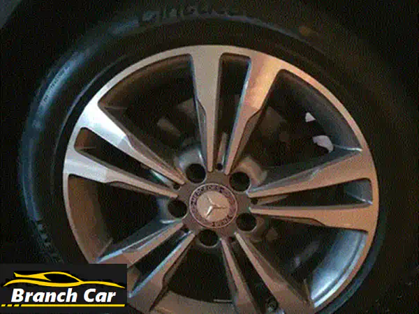 Mercedes E200 Avantgarde 20158,000 km only