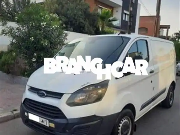 فورد ترانزيت كاستم 2015 بحالة جيدة جداً