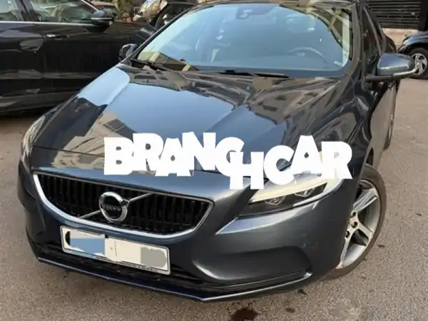 فولفو V40 ديزل أوتوماتيك 2018 بالدار البيضاء