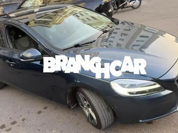 فولفو V40 ديزل أوتوماتيك 2018 بالدار البيضاء