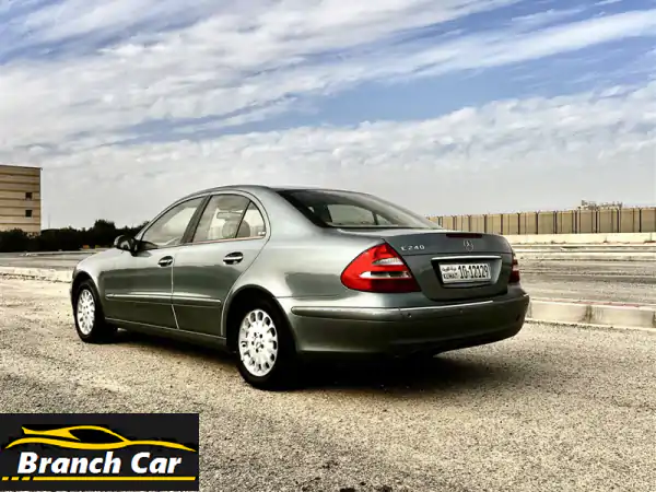 فرصة ذهبية: مرسيدس E240 موديل 2003 - كأنها جديدة! صيانة شاملة وجاهزة للانطلاق في الأحمدي